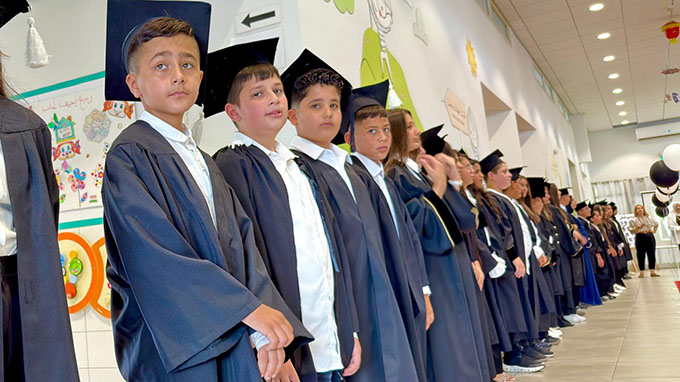 تخريج الفوج الثامن والعشرون في مدرسة المستقبل الابتدائية في جلجولية 
